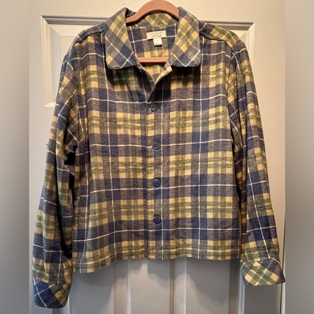 Christopher & Banks long sleeve button down in size Large